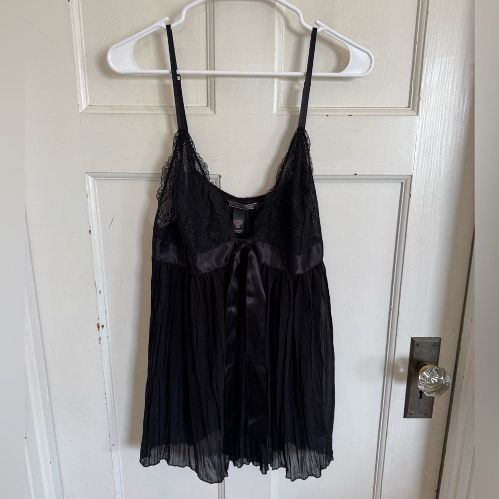 Victoria’s Secret black lace lingerie top size xxl